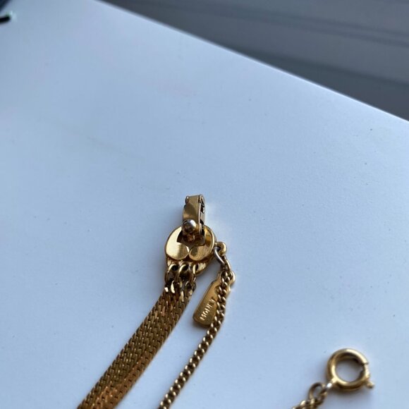 Vintage Signed Monet Gold Tone Tennis Bracelet Safety Chain 90s Costume Jewelry - Picture 15 of 16